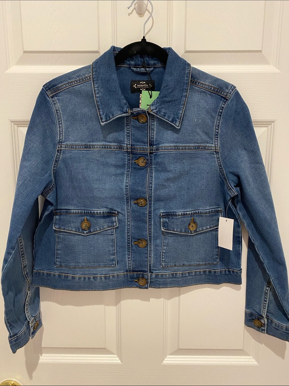 Nanette Lepore PETITE Medium Blue Denim Jacket Tortoise colored buttons